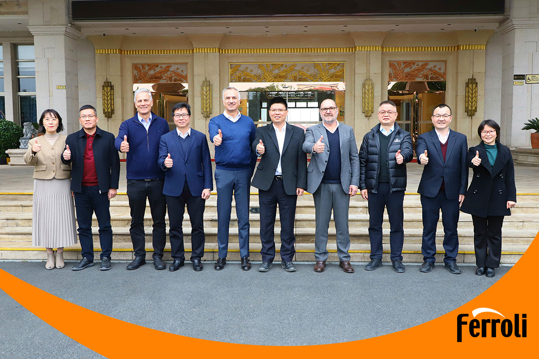 尊龙人生就是博首页集团CEO来华考察交流